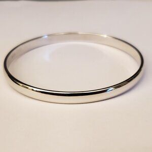 Vintage Monet Womens Silvertone Bangle Bracelet Polished Stacking Rigid Slide-On